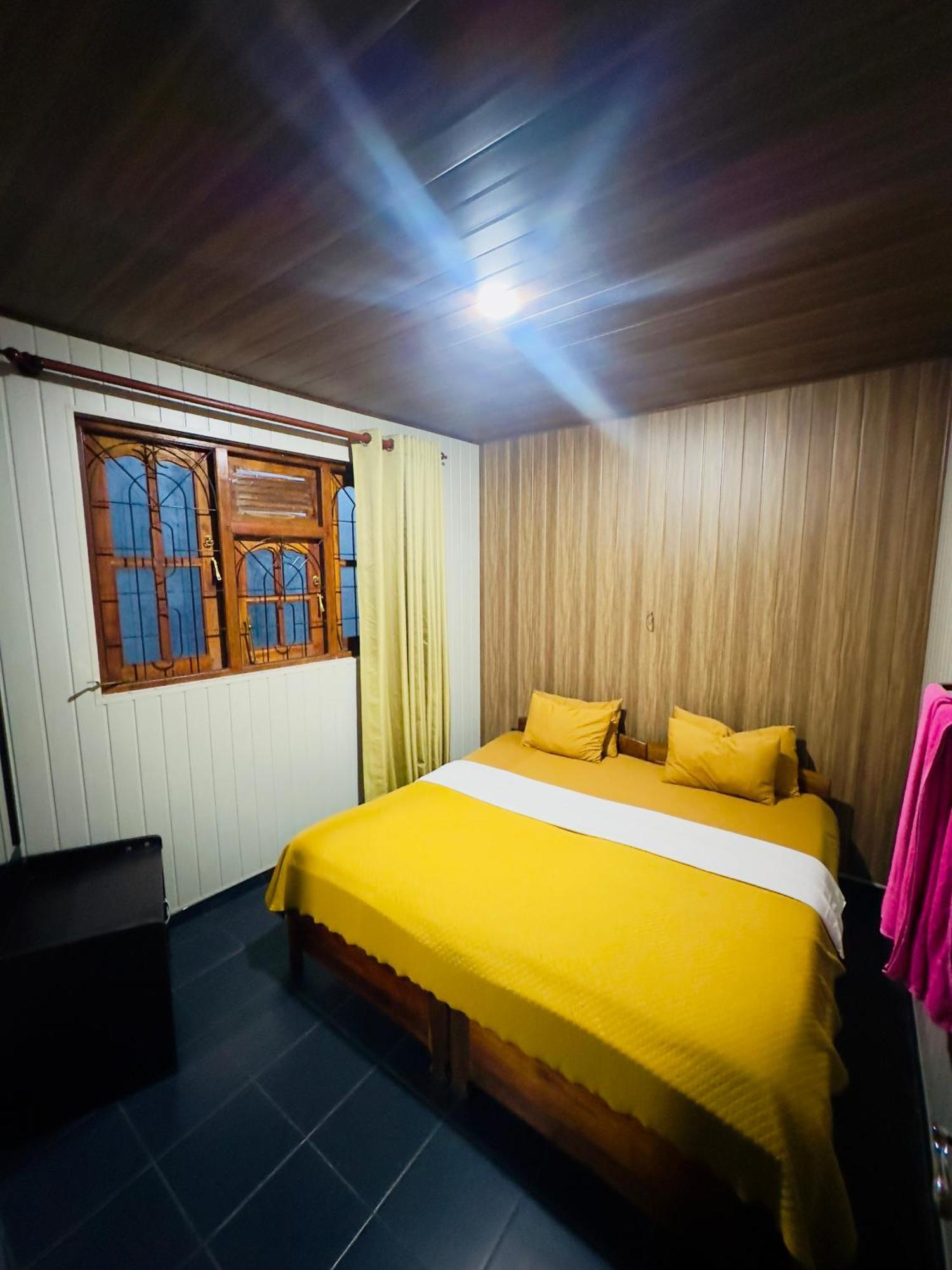Abc Guest Inn & Restaurant Хапутале Екстериор снимка
